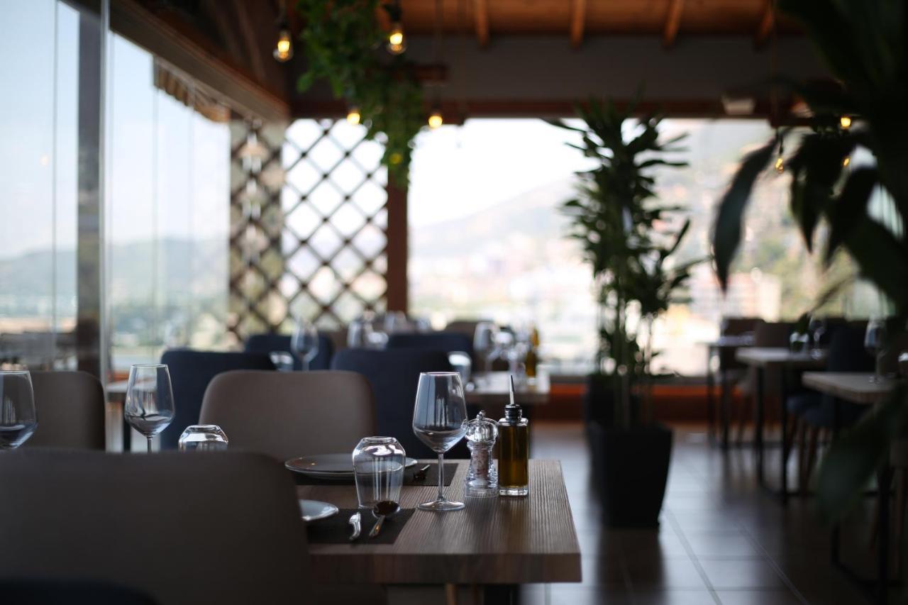 Hotel Aliko Vlorë Exterior foto