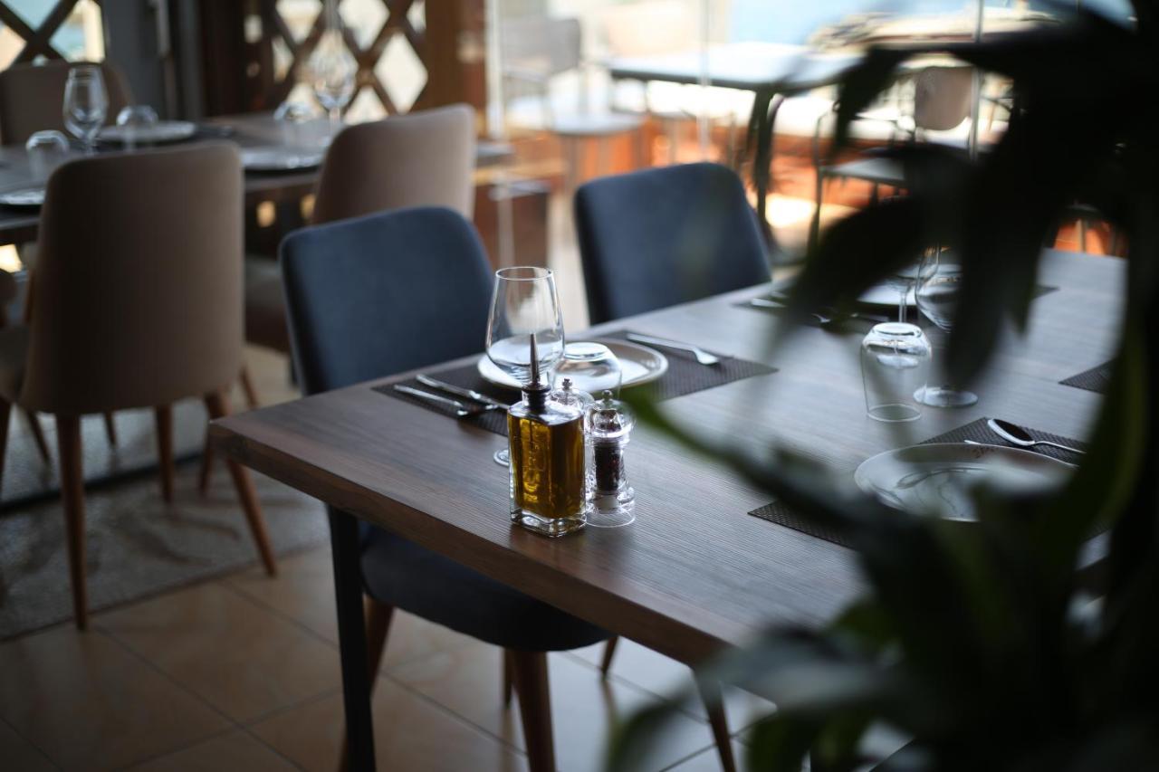 Hotel Aliko Vlorë Exterior foto